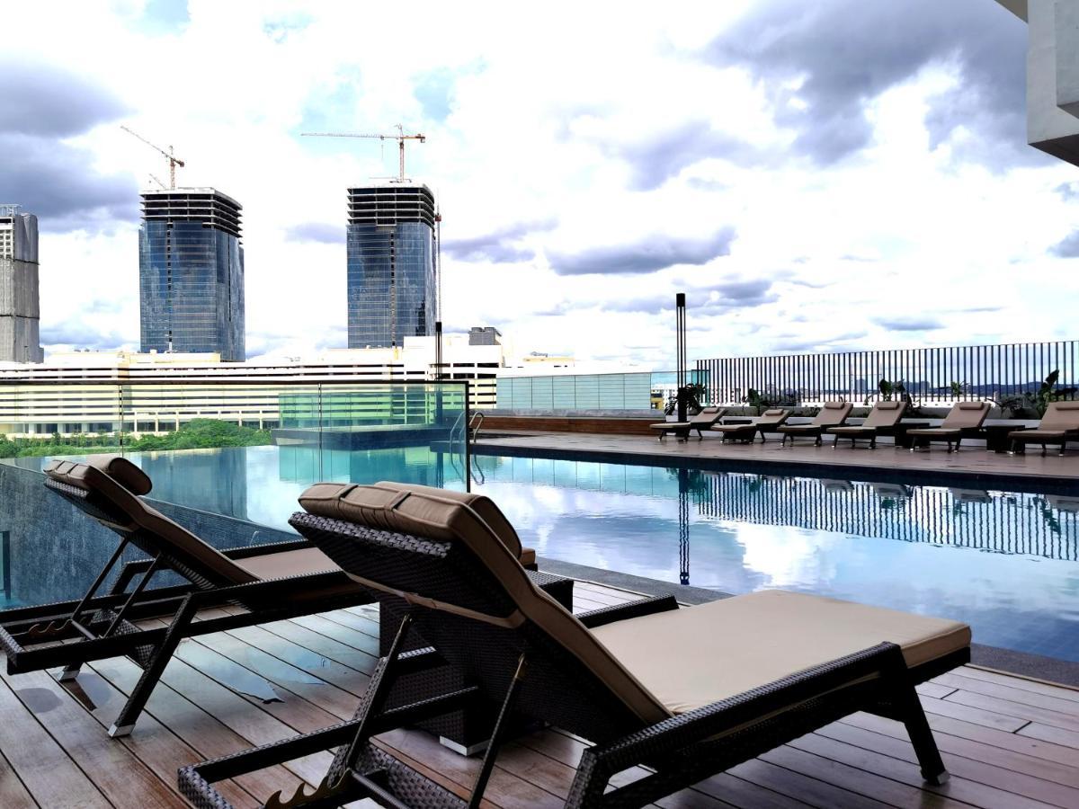 Mosaic Southkey Midvalley By Elegant Τζόχορ Μπάχρου Εξωτερικό φωτογραφία